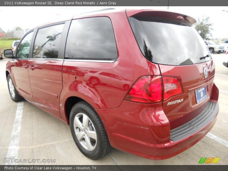Deep Claret Red Metallic / Aero Gray 2011 Volkswagen Routan SE