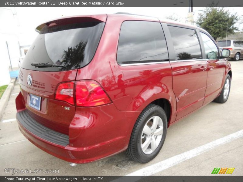 Deep Claret Red Metallic / Aero Gray 2011 Volkswagen Routan SE