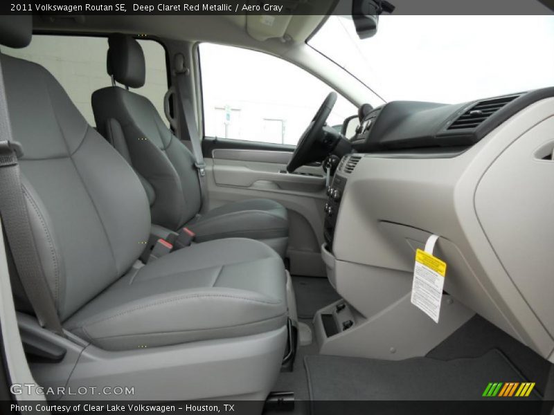 Deep Claret Red Metallic / Aero Gray 2011 Volkswagen Routan SE