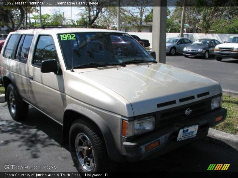 Champagne Pearl / Beige 1992 Nissan Pathfinder XE