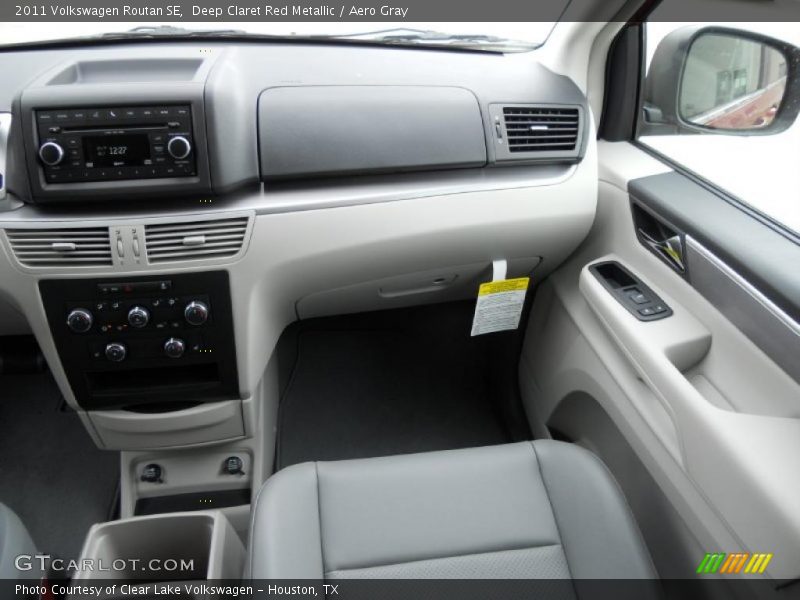 Deep Claret Red Metallic / Aero Gray 2011 Volkswagen Routan SE