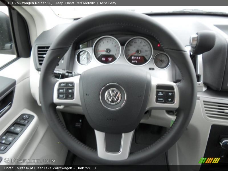 Deep Claret Red Metallic / Aero Gray 2011 Volkswagen Routan SE