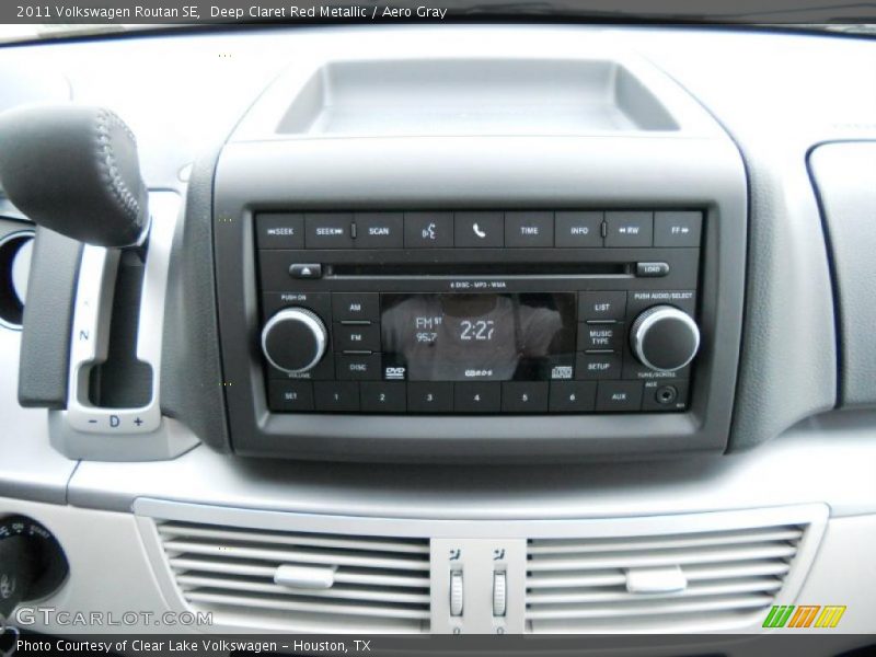Deep Claret Red Metallic / Aero Gray 2011 Volkswagen Routan SE