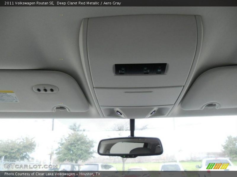 Deep Claret Red Metallic / Aero Gray 2011 Volkswagen Routan SE