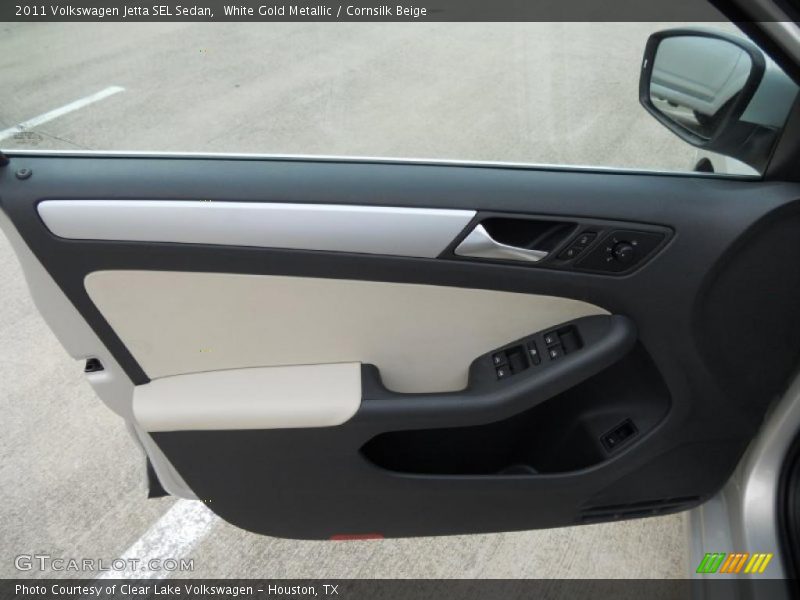 White Gold Metallic / Cornsilk Beige 2011 Volkswagen Jetta SEL Sedan