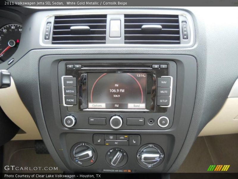 White Gold Metallic / Cornsilk Beige 2011 Volkswagen Jetta SEL Sedan
