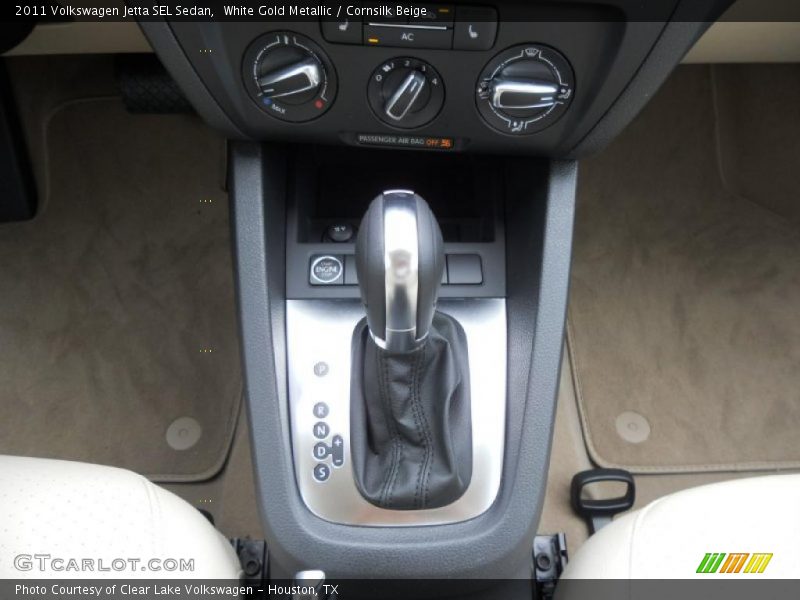 White Gold Metallic / Cornsilk Beige 2011 Volkswagen Jetta SEL Sedan