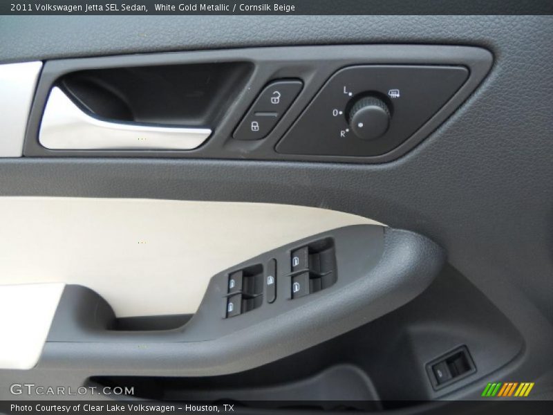 White Gold Metallic / Cornsilk Beige 2011 Volkswagen Jetta SEL Sedan