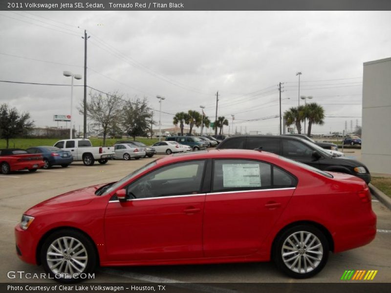 Tornado Red / Titan Black 2011 Volkswagen Jetta SEL Sedan