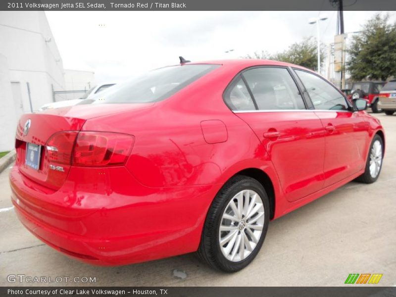 Tornado Red / Titan Black 2011 Volkswagen Jetta SEL Sedan