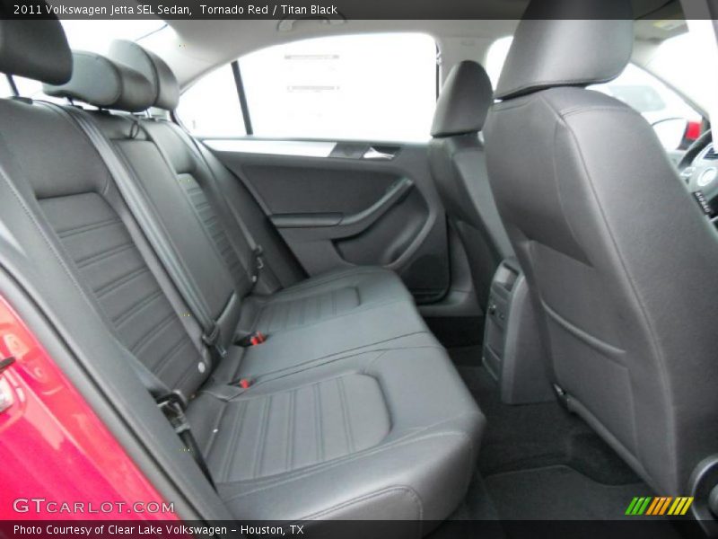 Tornado Red / Titan Black 2011 Volkswagen Jetta SEL Sedan