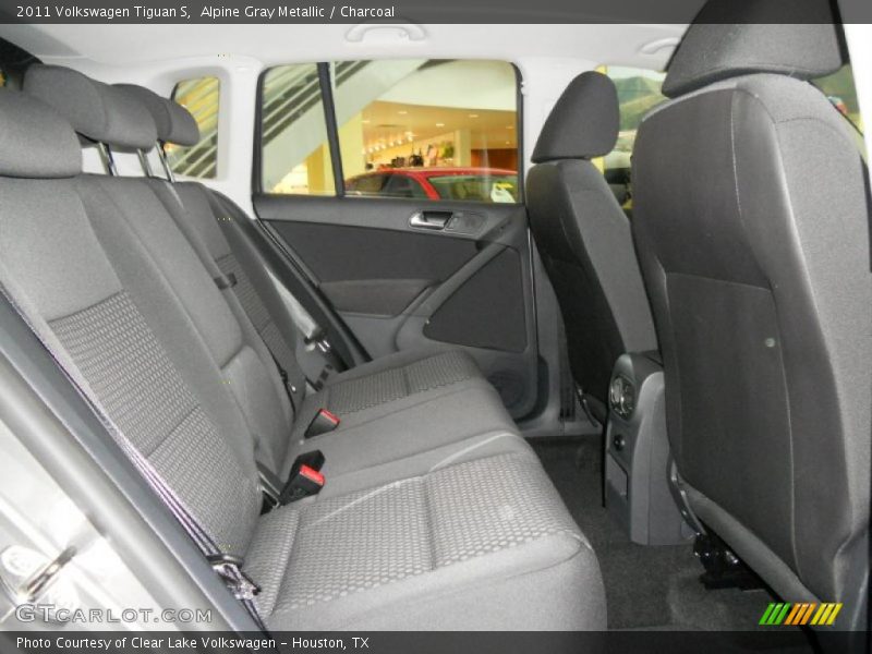 Alpine Gray Metallic / Charcoal 2011 Volkswagen Tiguan S