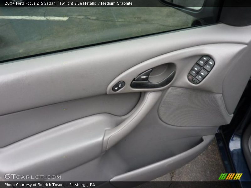 Twilight Blue Metallic / Medium Graphite 2004 Ford Focus ZTS Sedan