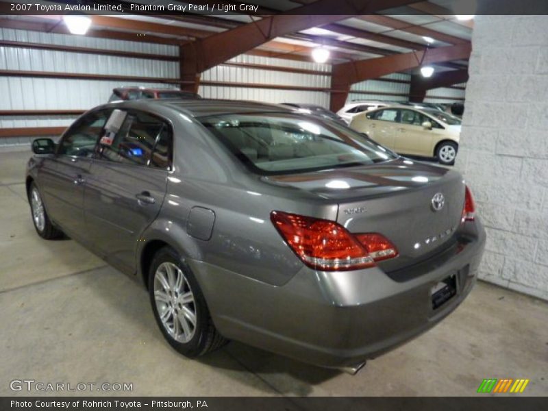 Phantom Gray Pearl / Light Gray 2007 Toyota Avalon Limited