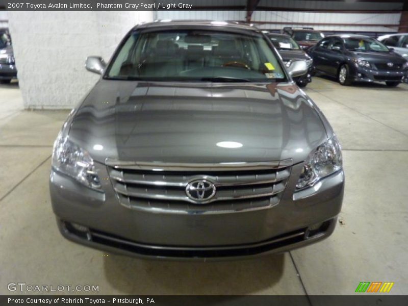 Phantom Gray Pearl / Light Gray 2007 Toyota Avalon Limited