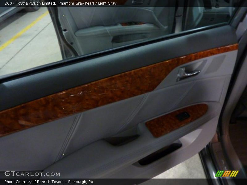 Phantom Gray Pearl / Light Gray 2007 Toyota Avalon Limited