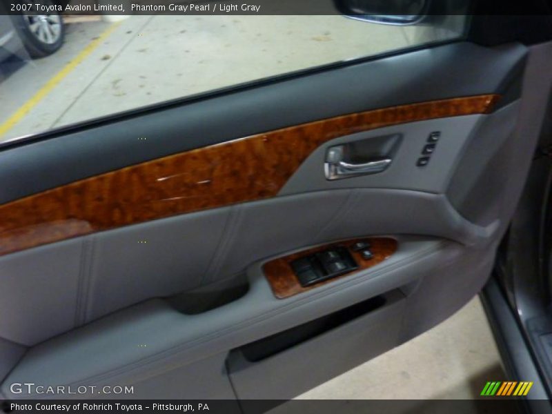 Phantom Gray Pearl / Light Gray 2007 Toyota Avalon Limited