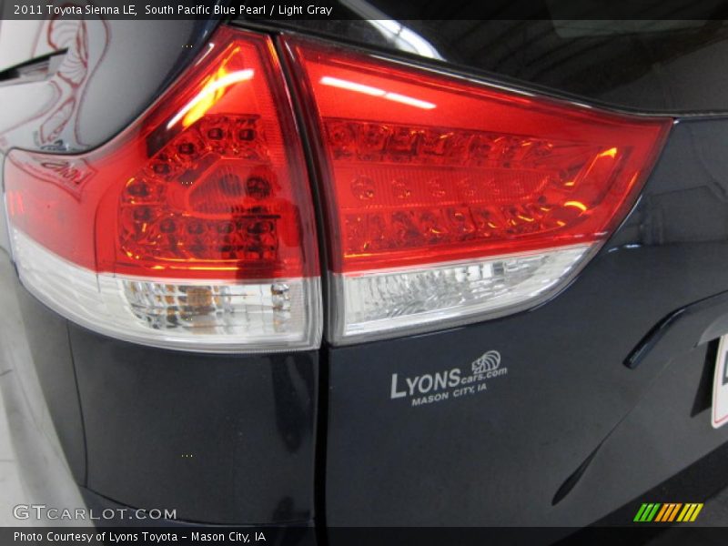 South Pacific Blue Pearl / Light Gray 2011 Toyota Sienna LE