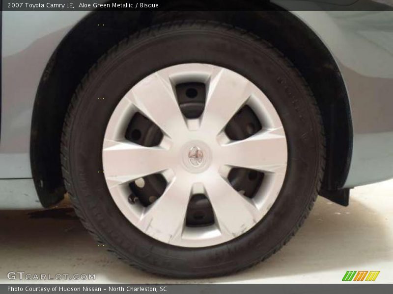 Aloe Green Metallic / Bisque 2007 Toyota Camry LE