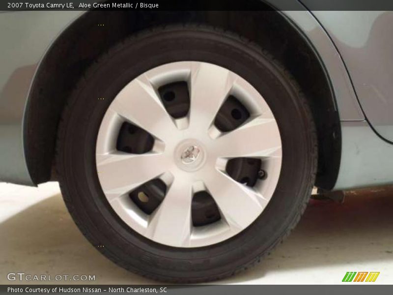 Aloe Green Metallic / Bisque 2007 Toyota Camry LE