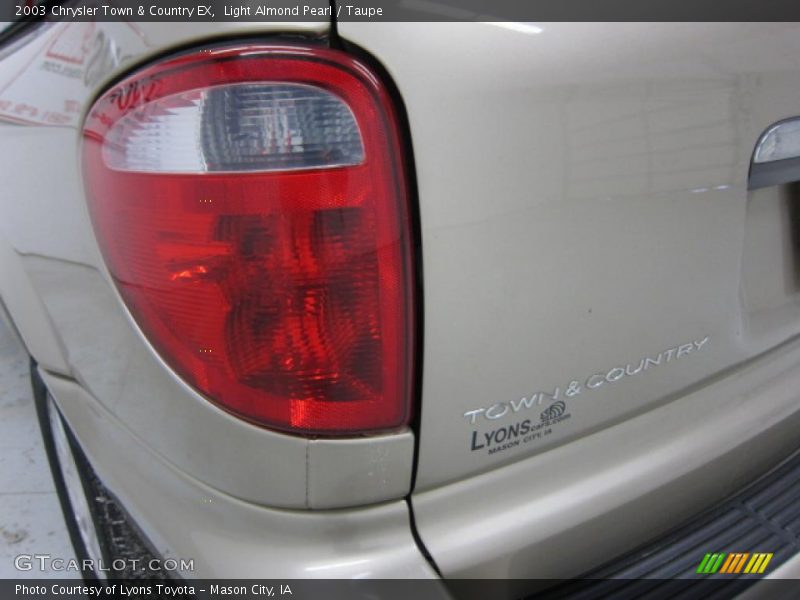 Light Almond Pearl / Taupe 2003 Chrysler Town & Country EX