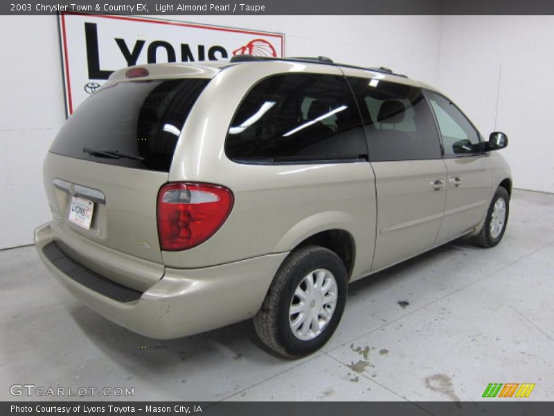 Light Almond Pearl / Taupe 2003 Chrysler Town & Country EX