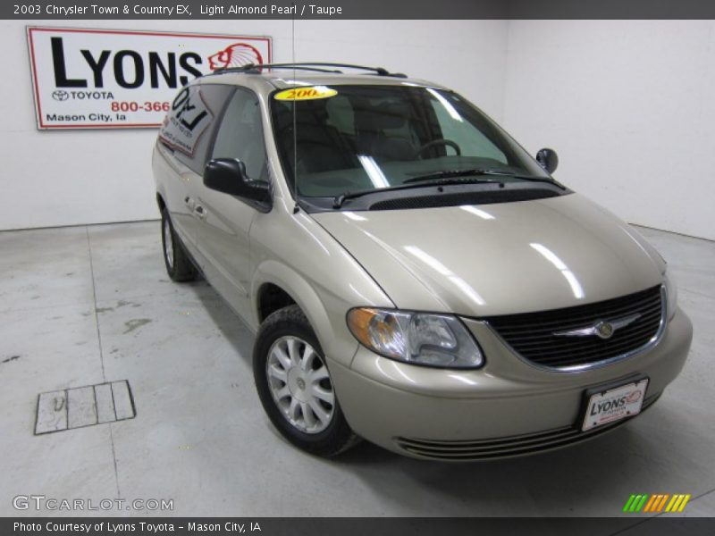 Light Almond Pearl / Taupe 2003 Chrysler Town & Country EX