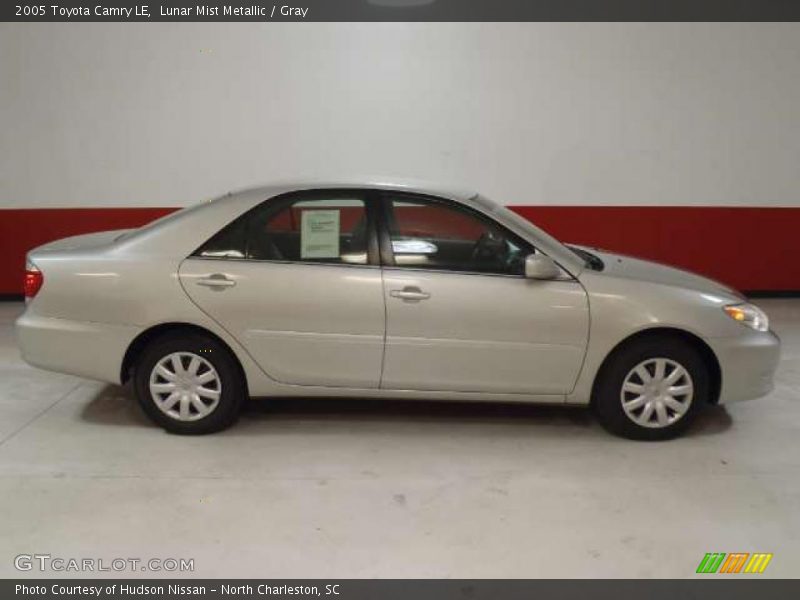Lunar Mist Metallic / Gray 2005 Toyota Camry LE