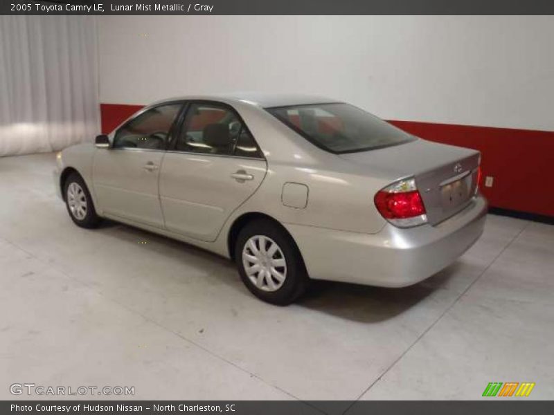 Lunar Mist Metallic / Gray 2005 Toyota Camry LE