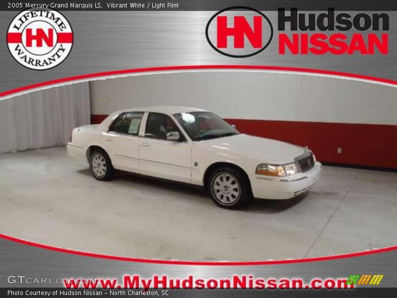 Vibrant White / Light Flint 2005 Mercury Grand Marquis LS