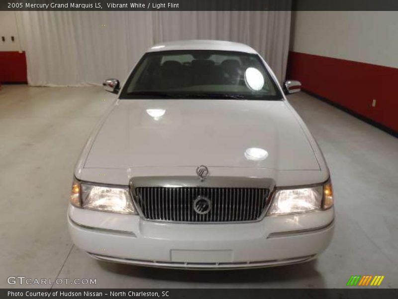 Vibrant White / Light Flint 2005 Mercury Grand Marquis LS