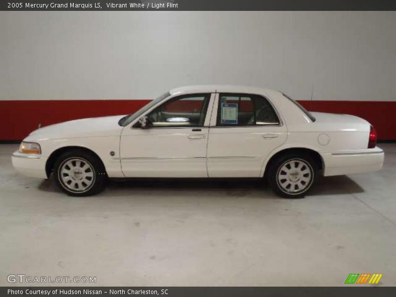 Vibrant White / Light Flint 2005 Mercury Grand Marquis LS