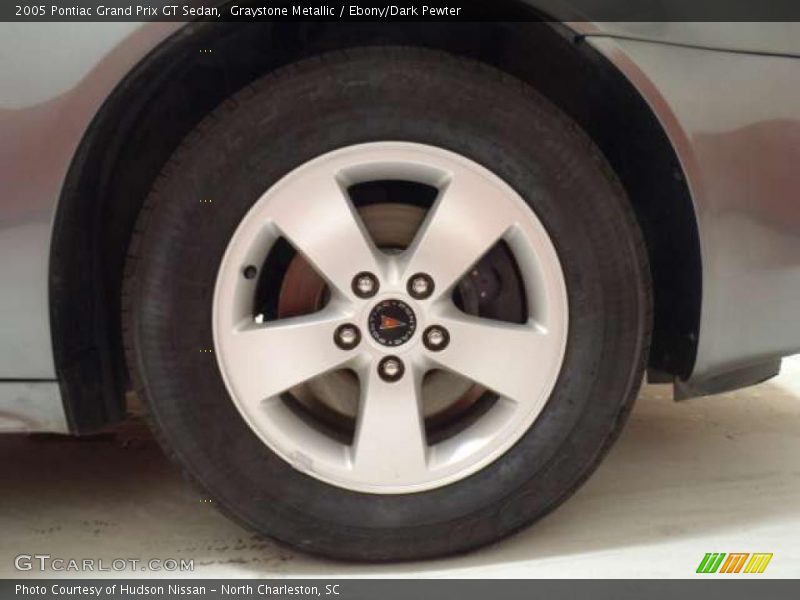 Graystone Metallic / Ebony/Dark Pewter 2005 Pontiac Grand Prix GT Sedan
