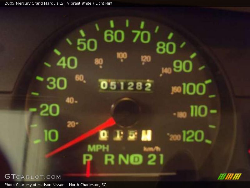 Vibrant White / Light Flint 2005 Mercury Grand Marquis LS