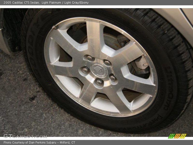 Light Platinum / Light Gray/Ebony 2005 Cadillac CTS Sedan