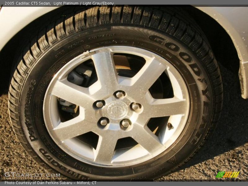Light Platinum / Light Gray/Ebony 2005 Cadillac CTS Sedan