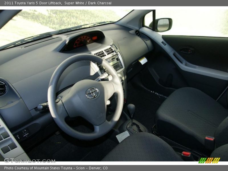 Dark Charcoal Interior - 2011 Yaris 5 Door Liftback 