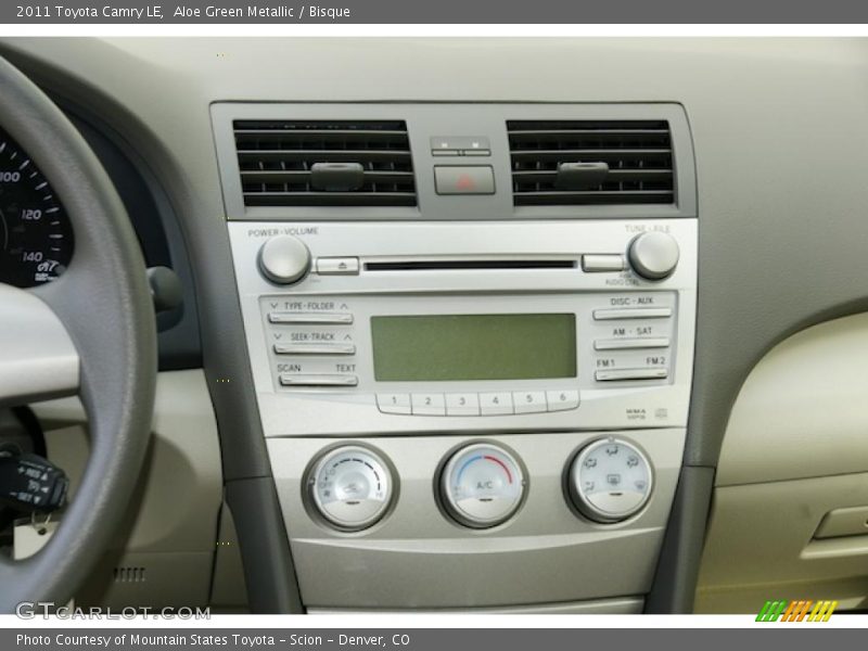 Controls of 2011 Camry LE
