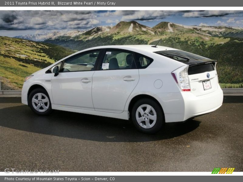 Blizzard White Pearl / Misty Gray 2011 Toyota Prius Hybrid III