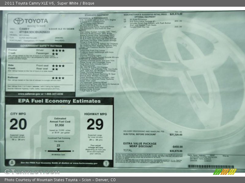 Super White / Bisque 2011 Toyota Camry XLE V6