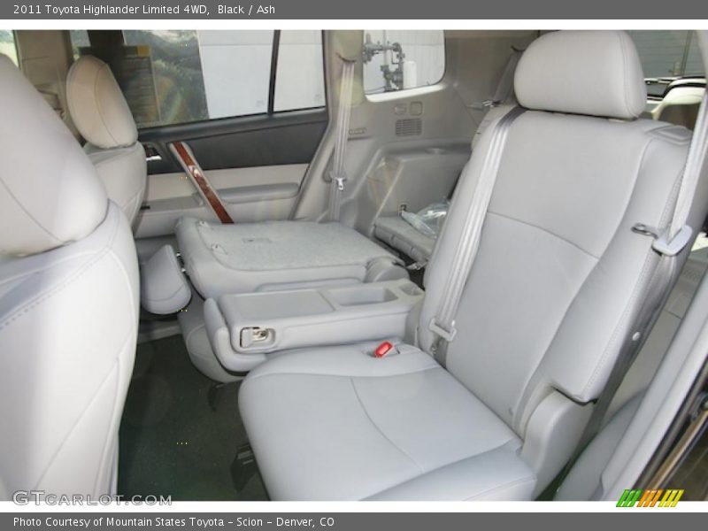 Black / Ash 2011 Toyota Highlander Limited 4WD