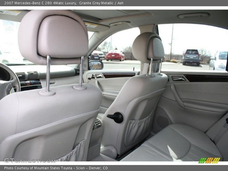  2007 C 280 4Matic Luxury Ash Interior