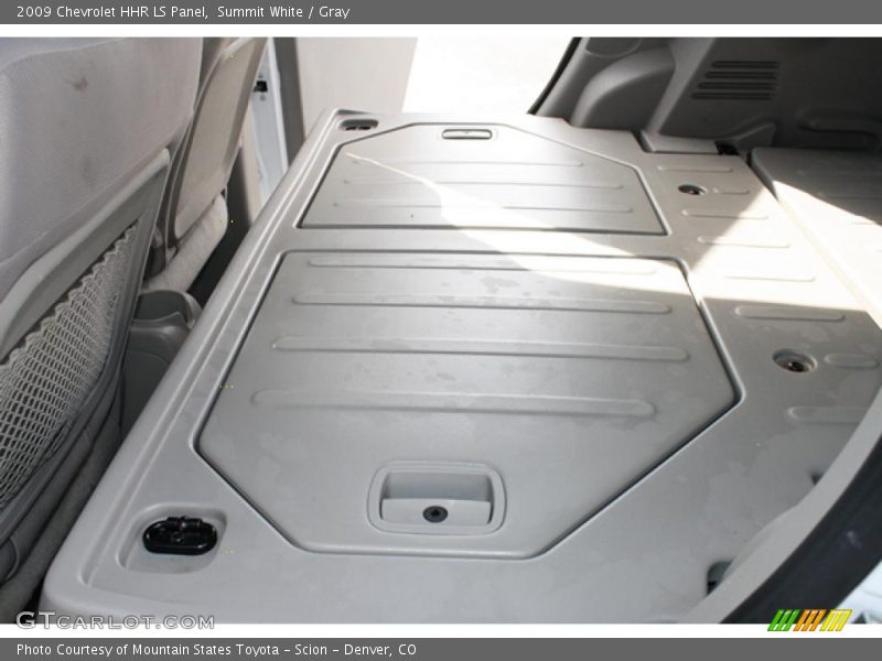 Summit White / Gray 2009 Chevrolet HHR LS Panel