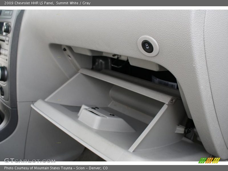 Summit White / Gray 2009 Chevrolet HHR LS Panel