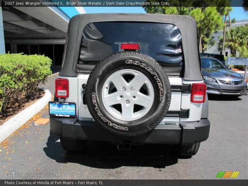 Bright Silver Metallic / Dark Slate Gray/Medium Slate Gray 2007 Jeep Wrangler Unlimited X