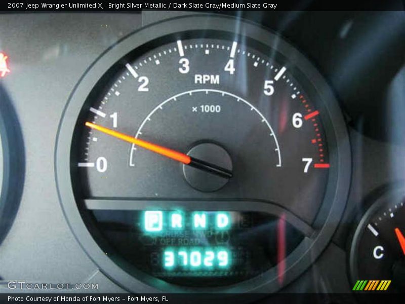 Bright Silver Metallic / Dark Slate Gray/Medium Slate Gray 2007 Jeep Wrangler Unlimited X