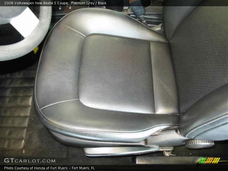 Platinum Grey / Black 2008 Volkswagen New Beetle S Coupe