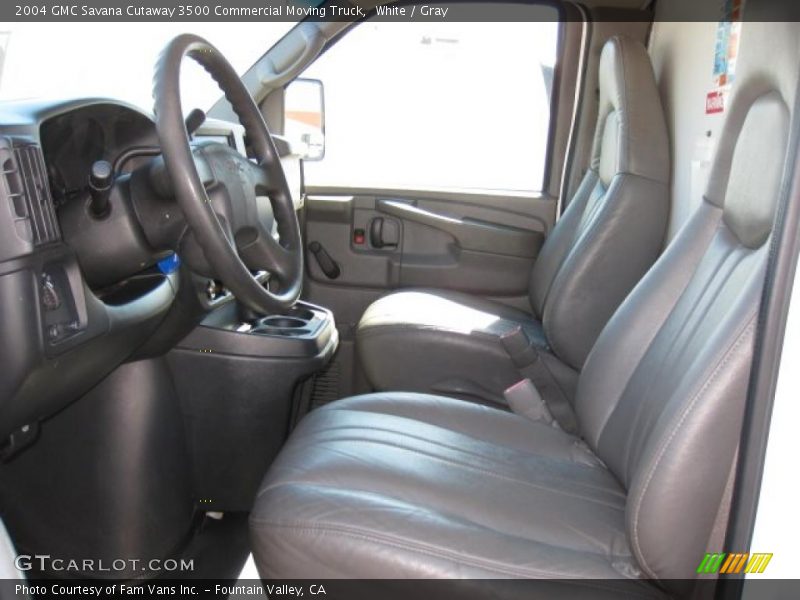 White / Gray 2004 GMC Savana Cutaway 3500 Commercial Moving Truck