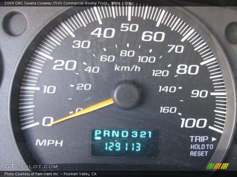 White / Gray 2004 GMC Savana Cutaway 3500 Commercial Moving Truck