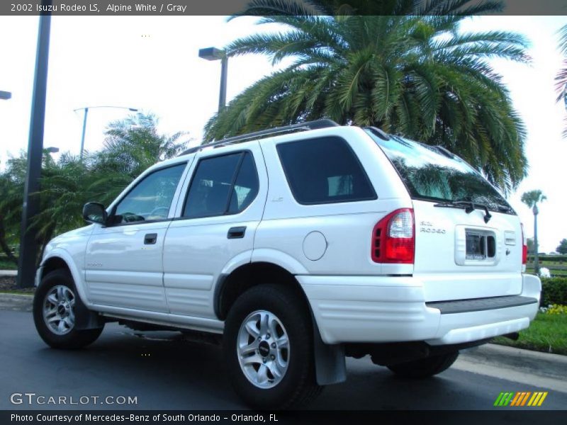 Alpine White / Gray 2002 Isuzu Rodeo LS